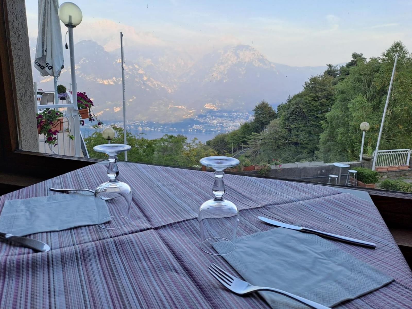 Provinciale 79 Hotel Magreglio Exterior photo